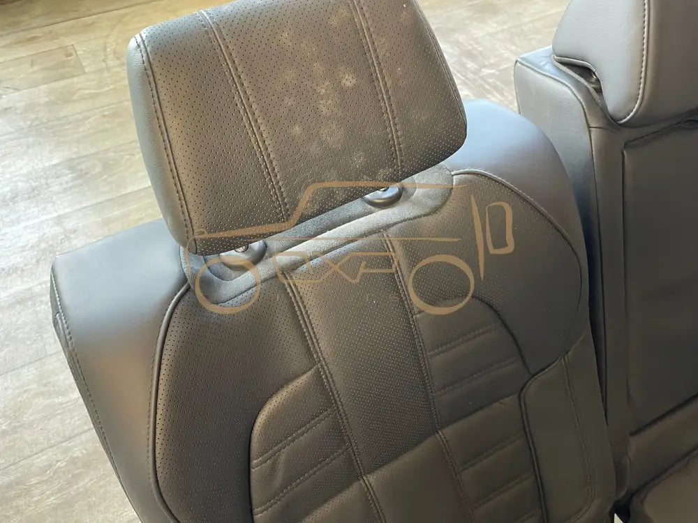 Range Rover Evoque Rear Seats Black Leather Facelift - Rear seat