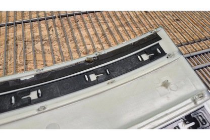 Range Rover Vogue L405 Front Left Door Molding - door molding