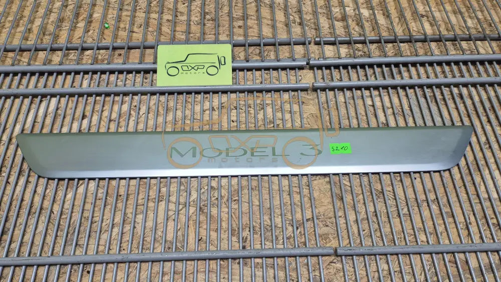 Tesla Model 3 Door sill trim - sill trim