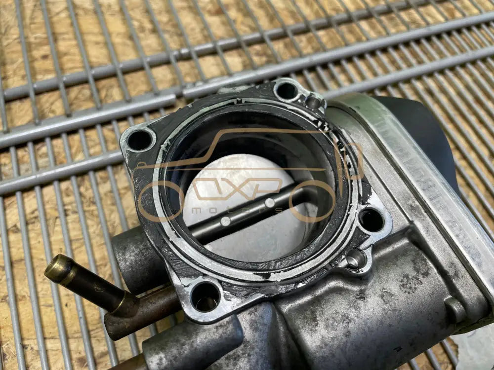 Volkswagen Golf V Throttle valve - throttle valve