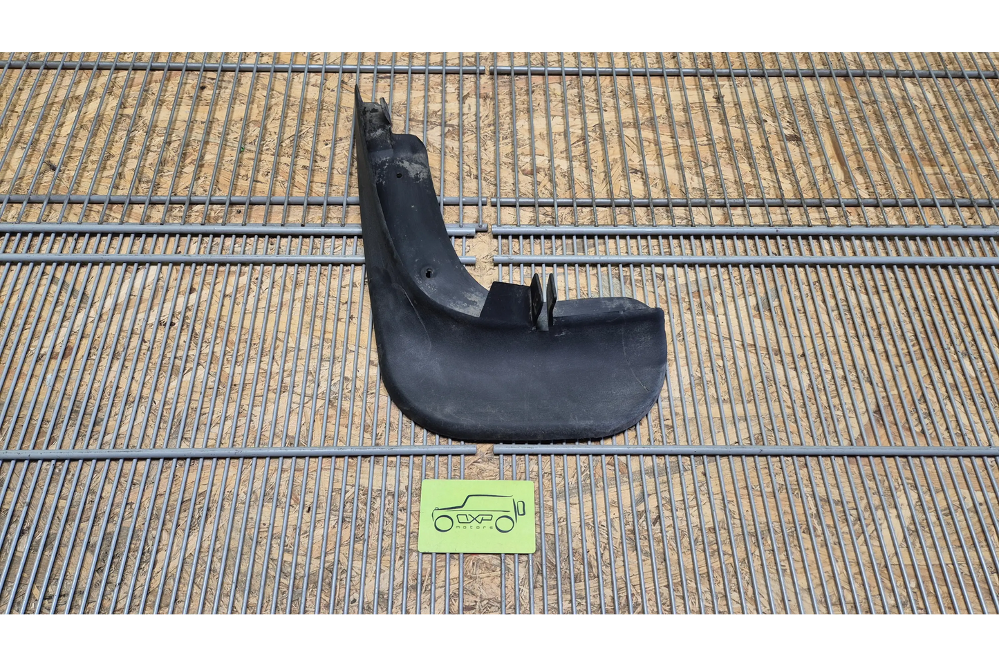 Volkswagen Touran 2007 Front Left Mud Flap - mud flap