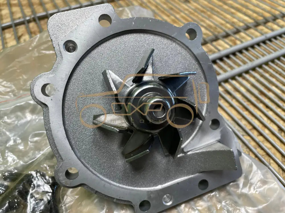 VOLVO V70 Coolant water pump - water pump