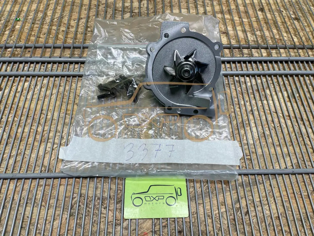 VOLVO V70 Coolant water pump - water pump